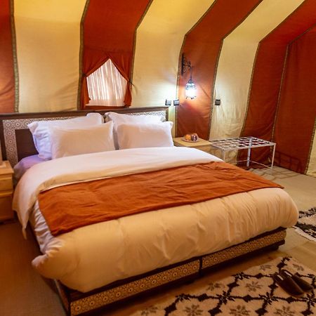 Erg Chebbi Dunes Desert Camp Hotell Merzouga Eksteriør bilde