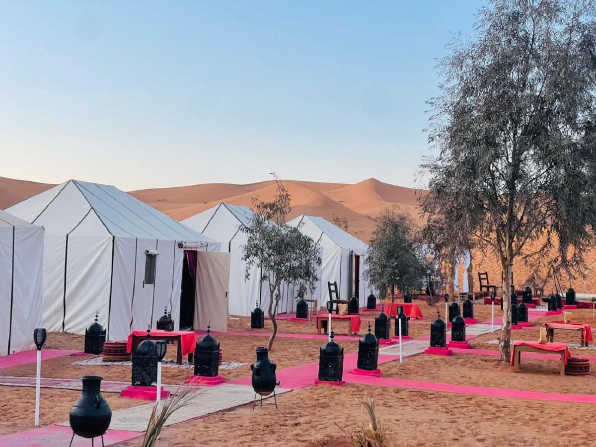 Erg Chebbi Dunes Desert Camp Hotell Merzouga Eksteriør bilde